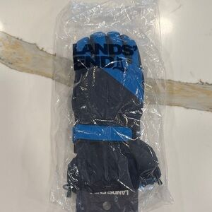 Lands' End Kids Squall Winter Gloves size small. New with tags.